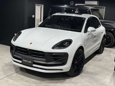 PORSCHE MACAN - 8