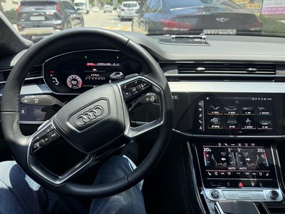 AUDI A8 - 2