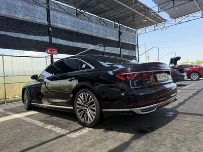 AUDI A8 - 3