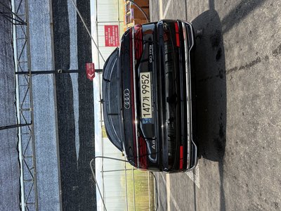 AUDI A8 - 5