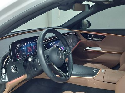 MERCEDES-BENZ E-CLASS - 9