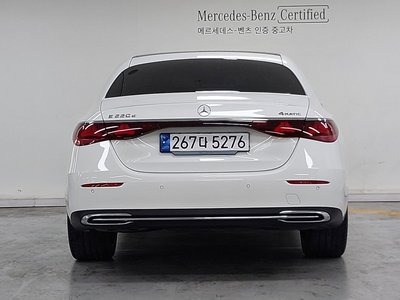 MERCEDES-BENZ E-CLASS - 3