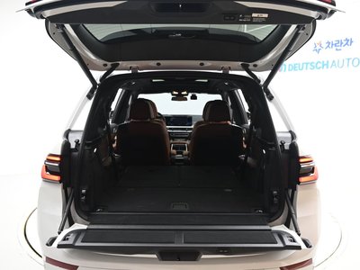صورة مصغرة 20 لـ 2025 BMW X7