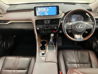 LEXUS RX - 8