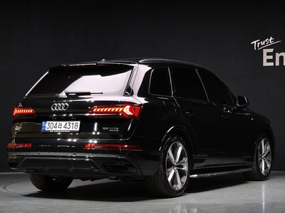 AUDI Q7 - 4