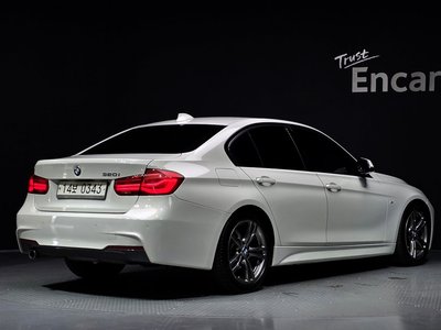 صورة 4 لـ 2016 BMW 3 SERIES