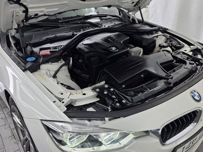 صورة 7 لـ 2016 BMW 3 SERIES