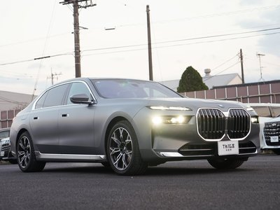 BMW 7 SERIES - 4