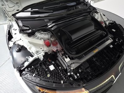 MERCEDES-BENZ EQE - 7