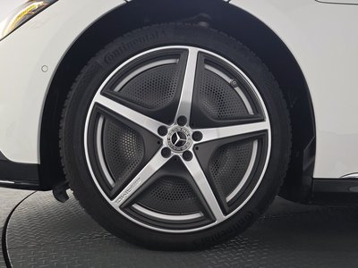 MERCEDES-BENZ EQE - 6