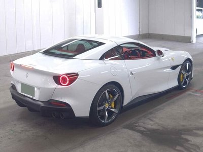 FERRARI PORTOFINO M - 5