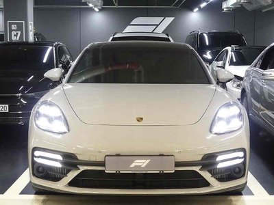 PORSCHE PANAMERA - 2