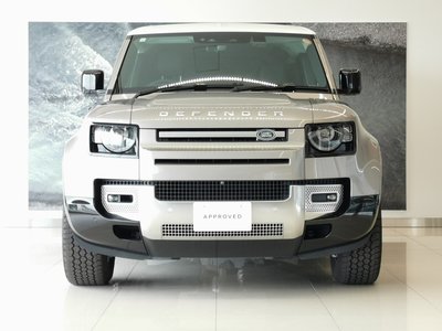 LAND ROVER DEFENDER - 8