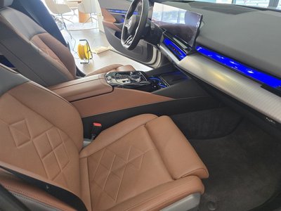 2023 BMW I5 — миниатюра 14