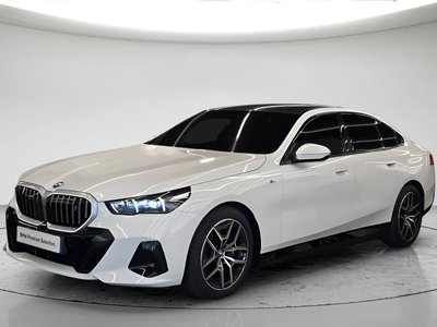 2023 BMW I5 — фото 1