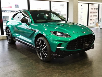 صورة 15 لـ 2026 Aston Martin DBX