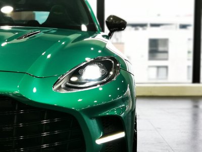صورة 6 لـ 2026 Aston Martin DBX