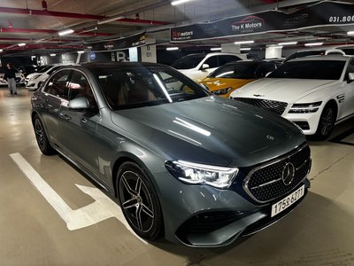2025 Mercedes-BENZ E-CLASS photo 4