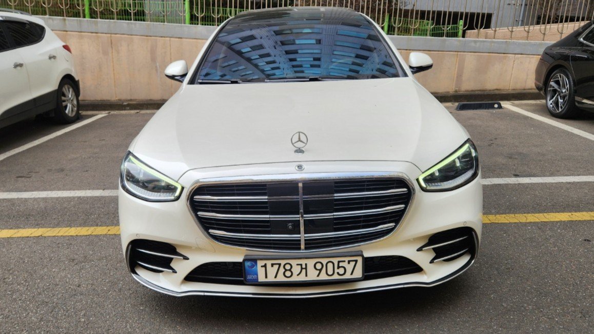 MERCEDES-BENZ S-CLASS - View 1
