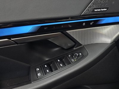 2024 BMW 5 SERIES 缩略图 30