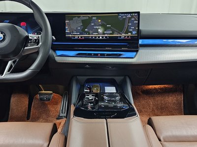 2024 BMW 5 SERIES 缩略图 19