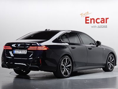 2024 BMW 5 SERIES 照片 3