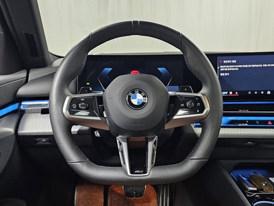 2024 BMW 5 SERIES 缩略图 20
