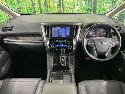 2022 TOYOTA ALPHARD photo 2