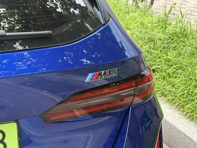 صورة 7 لـ 2026 BMW M5
