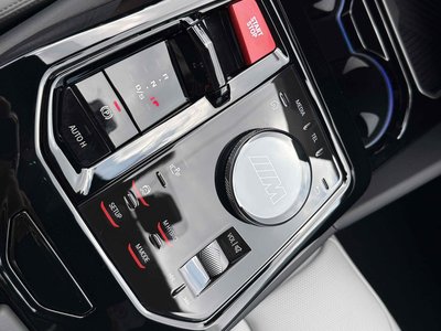 صورة مصغرة 15 لـ 2026 BMW M5