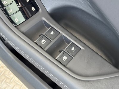 صورة مصغرة 39 لـ 2025 AUDI A5