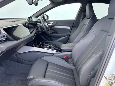 صورة مصغرة 43 لـ 2025 AUDI A5