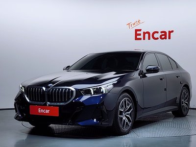 BMW 5 SERIES - 1