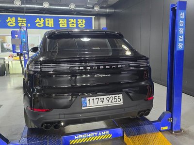 PORSCHE CAYENNE - 2
