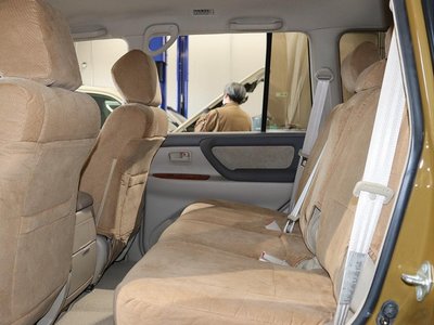 TOYOTA LAND CRUISER 100 - 10