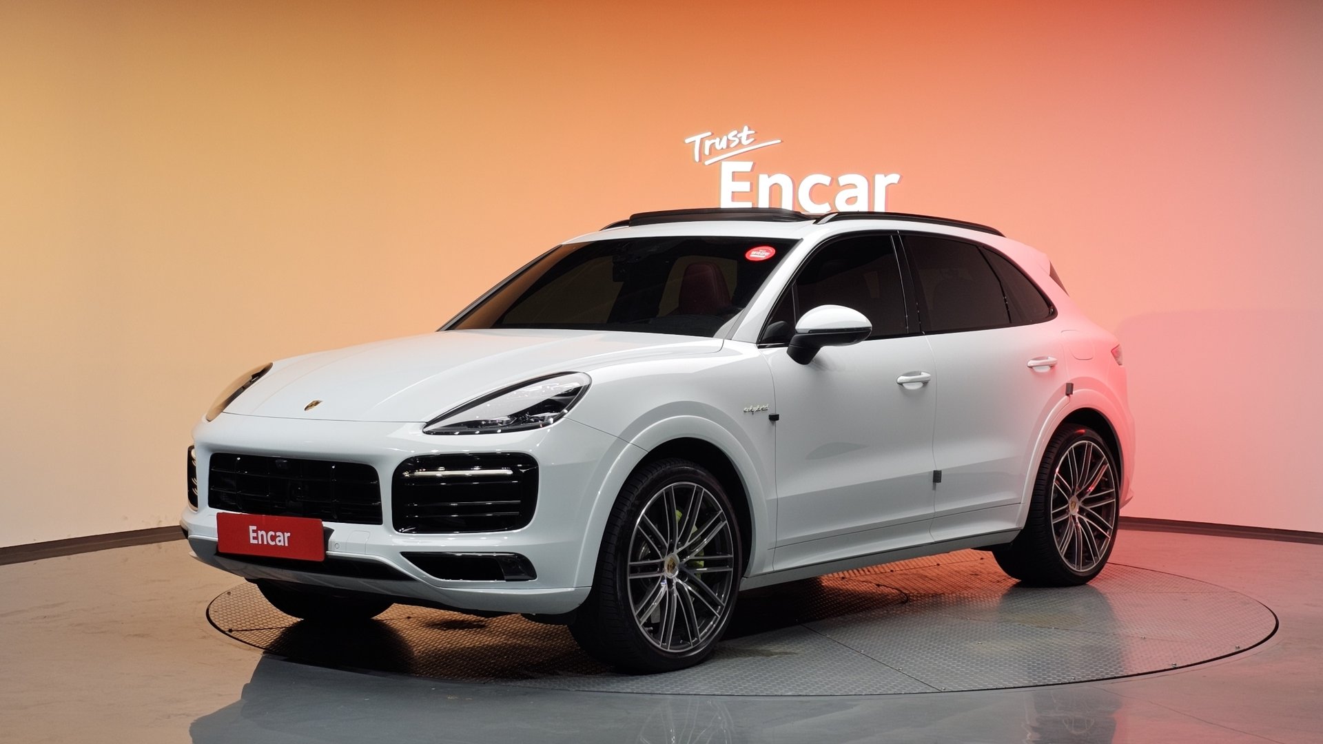 PORSCHE CAYENNE - View 1