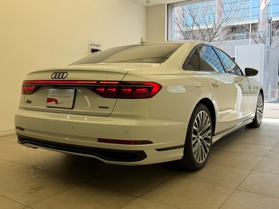 AUDI A8 - 7