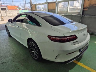 MERCEDES-BENZ E-CLASS - 7