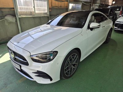 MERCEDES-BENZ E-CLASS - 1