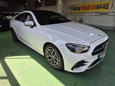 MERCEDES-BENZ E-CLASS - 4