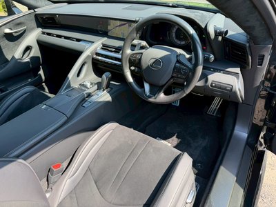 2021 Lexus LC — миниатюра 42