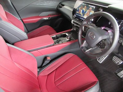 2023 Lexus RX — миниатюра 11