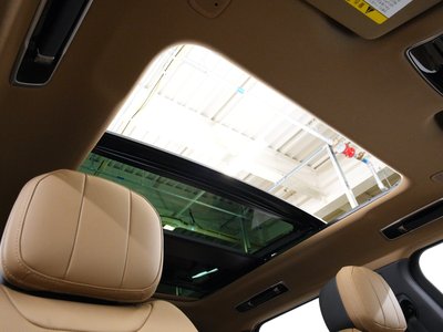 صورة 4 لـ 2023 LAND Rover RANGE ROVER SPORT