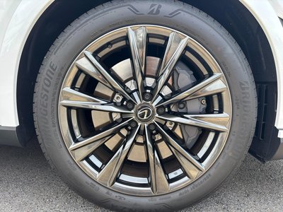 صورة مصغرة 41 لـ 2024 Lexus RX