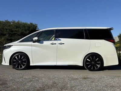 TOYOTA ALPHARD - 3