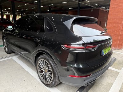 صورة 7 لـ 2023 Porsche CAYENNE