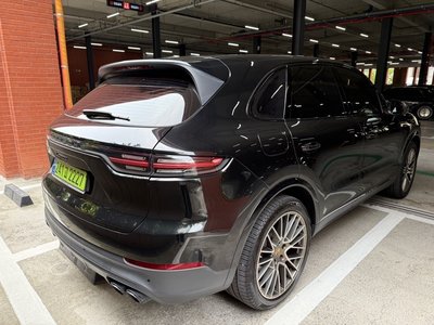 صورة 6 لـ 2023 Porsche CAYENNE