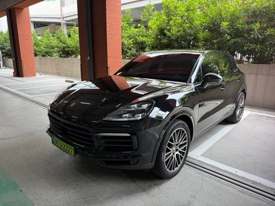 صورة 2 لـ 2023 Porsche CAYENNE
