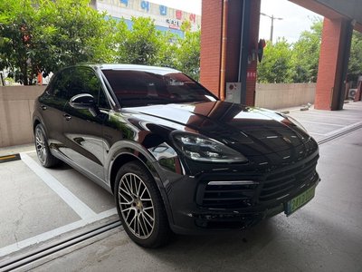صورة 4 لـ 2023 Porsche CAYENNE