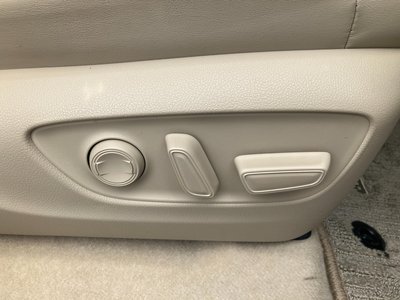 2023 Toyota LAND CRUISER 300 缩略图 13